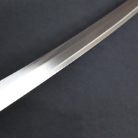 View of the blade with suguha hamon, note there is no bohi.